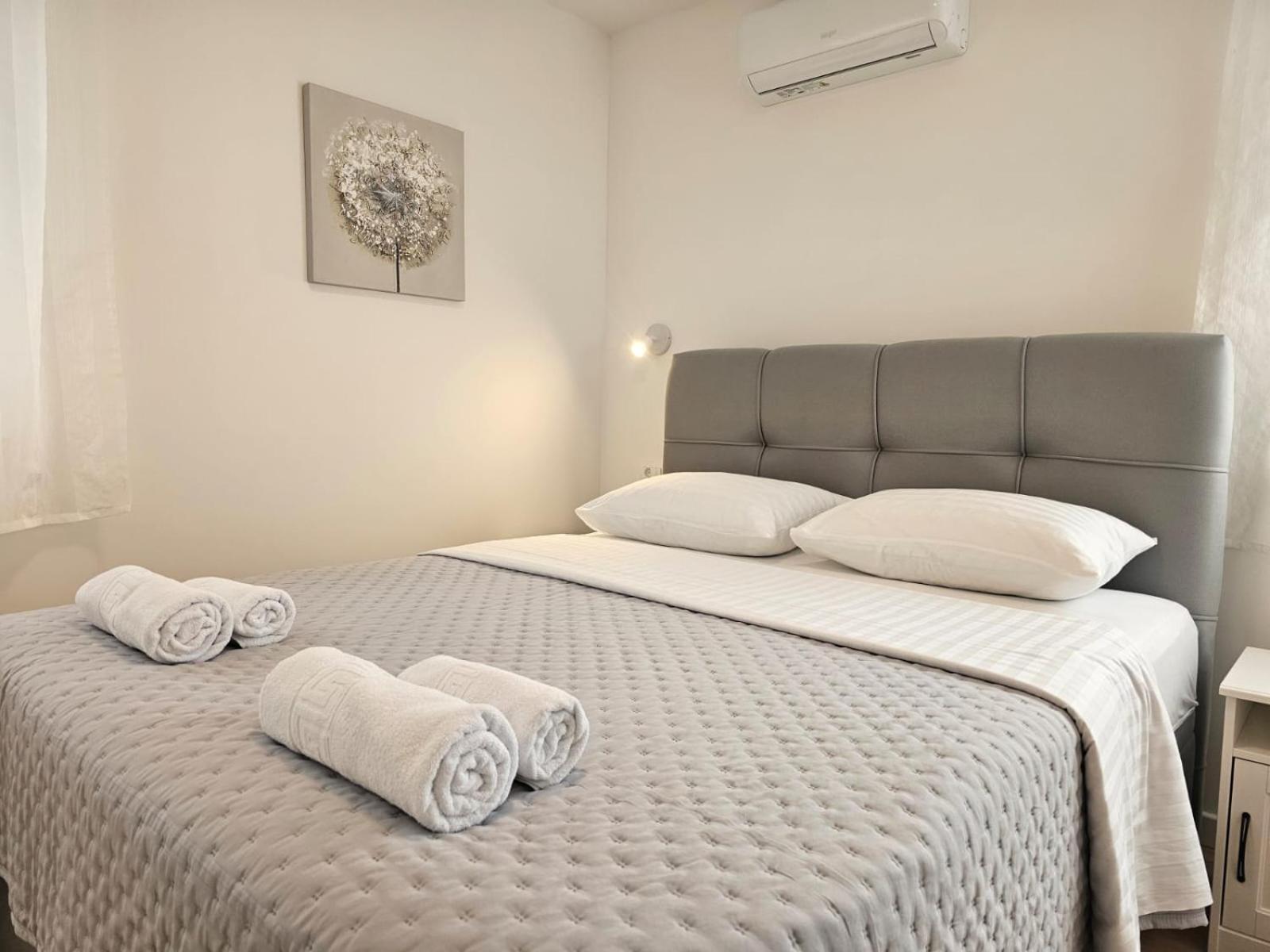 Apartments Miamare 2 Primošten Екстериор снимка