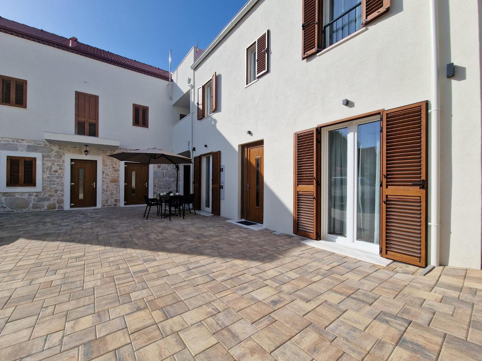 Apartments Miamare 2 Primošten Екстериор снимка