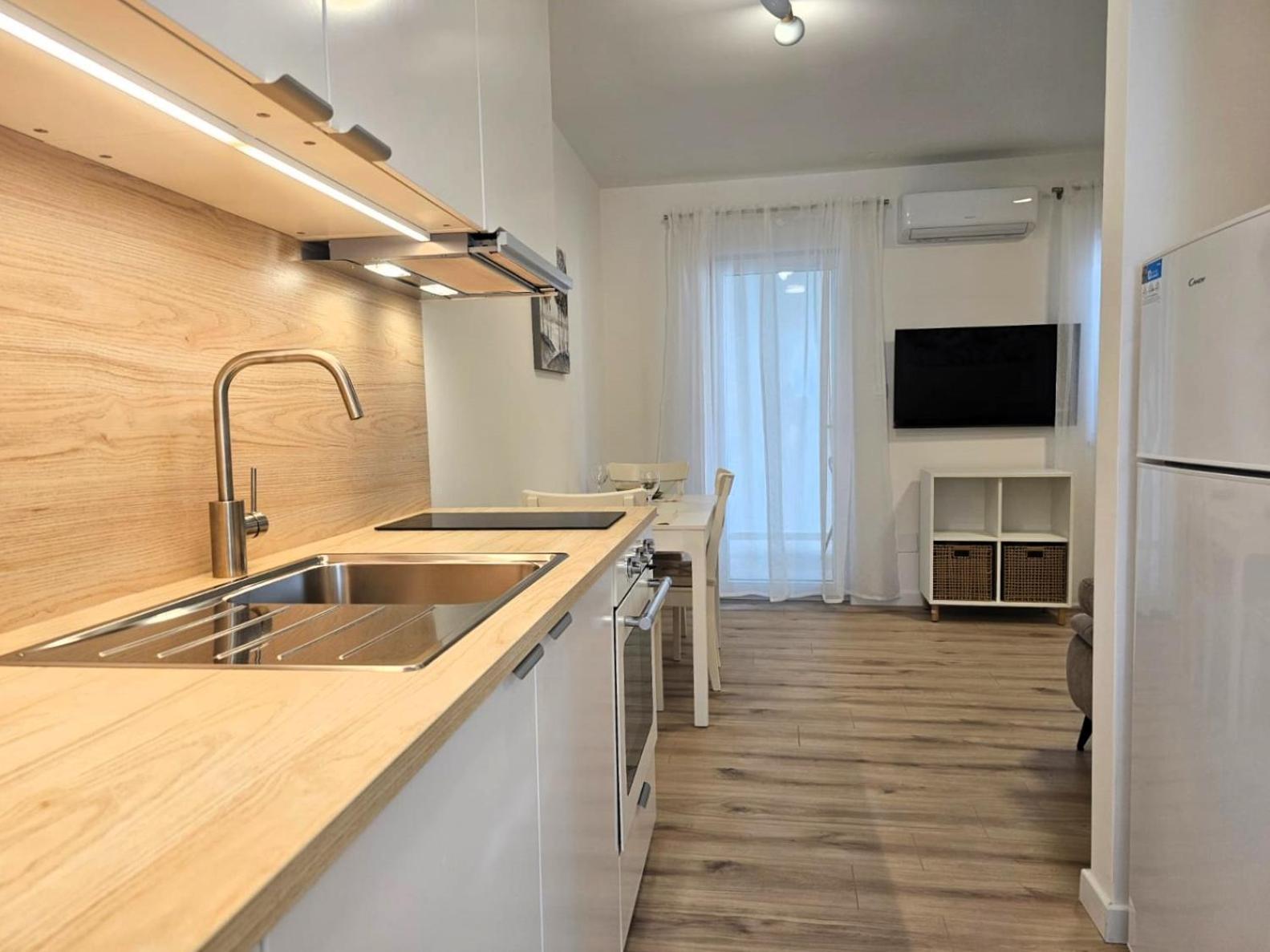Apartments Miamare 2 Primošten Екстериор снимка