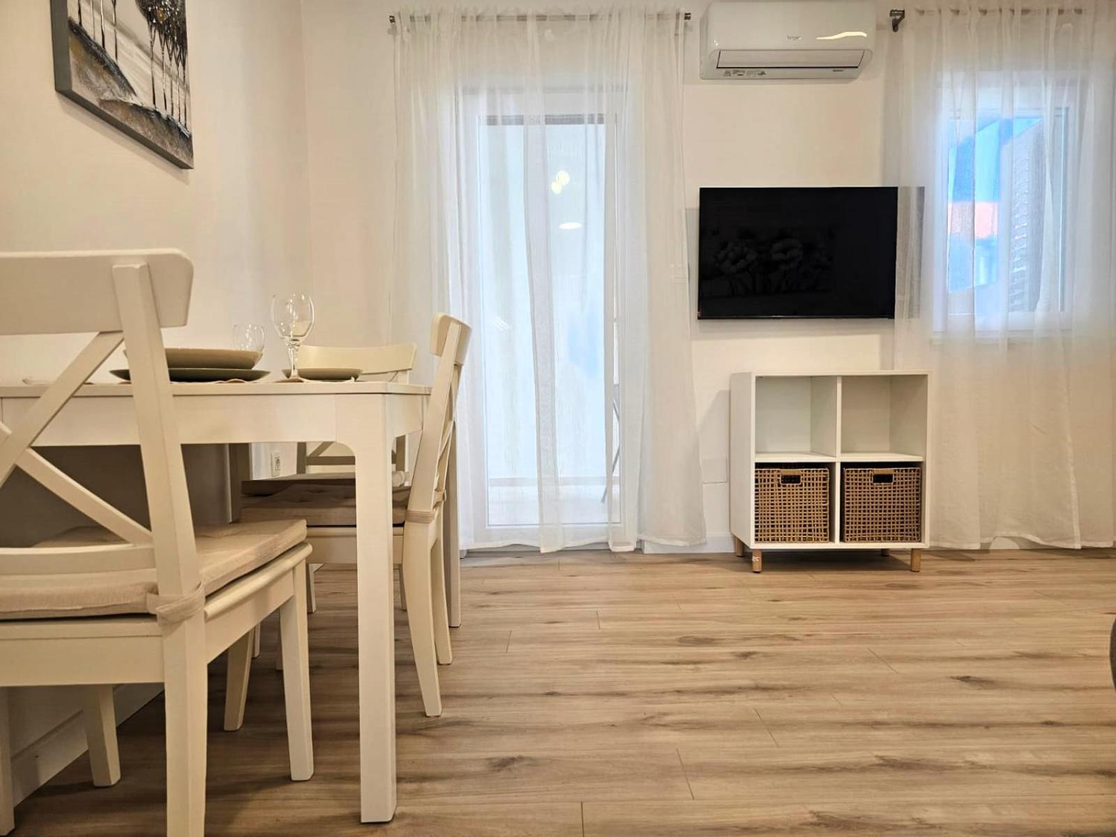 Apartments Miamare 2 Primošten Екстериор снимка